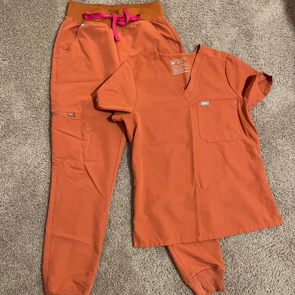 Figs terracotta scrub set